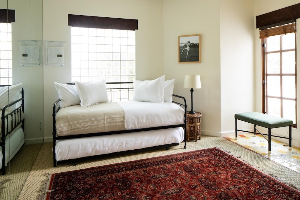 Фото Casa Cariba by AvantStay Spanish Resort Style Home w Pool & Fire Pit