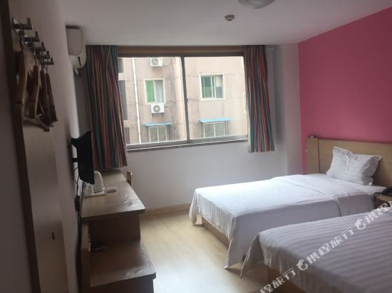 Фото 7 Days Inn - Xian Northwest University North Gate Branch