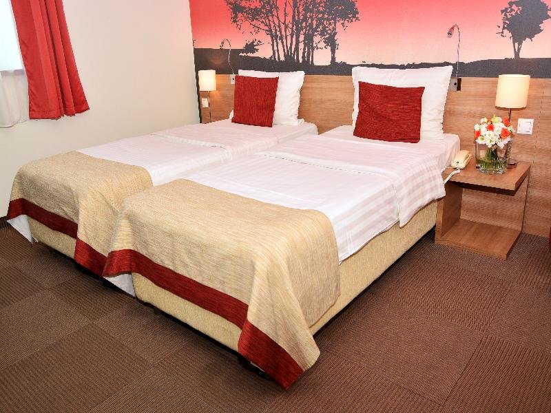 Фото Expo Tower by Mellow Mood Hotels