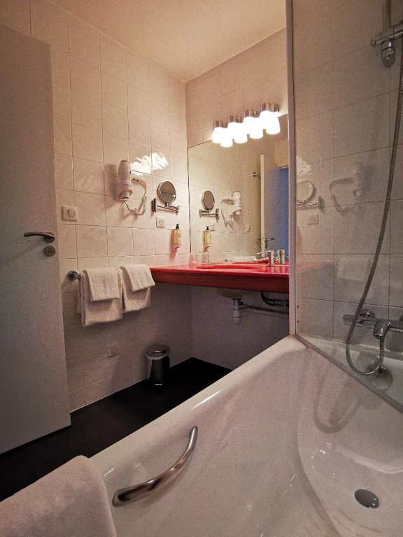 Фото Best Western Marseille Bonneveine Prado