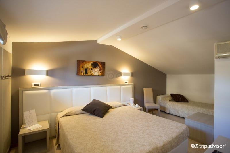 Фото Artemisia Palace Hotel