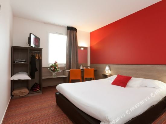 Фото Hôtel Clermont Estaing