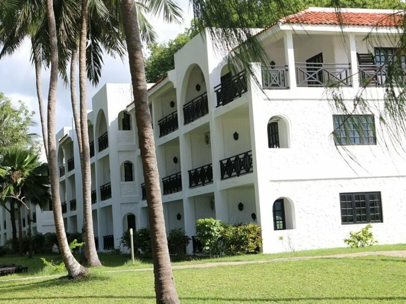 Papillon Lagoon Reef Hotel