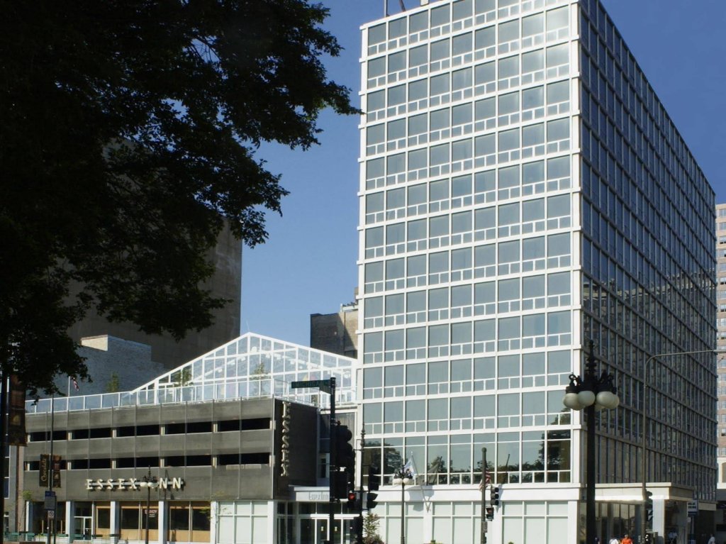 Фото Le Méridien Essex Chicago