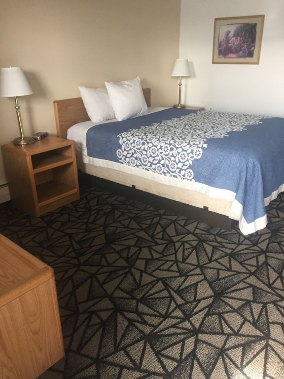 Фото Tomahawk Motor Lodge