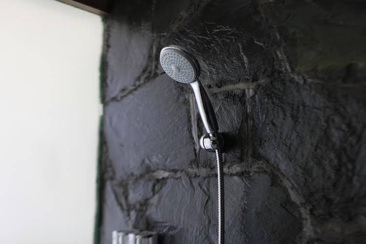 Фото Lhasa Honey Bee Hub