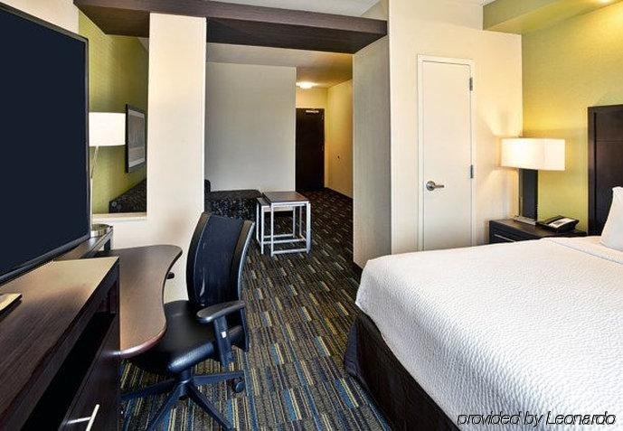 Фото Staybridge Suites Austin Nw, an Ihg Hotel