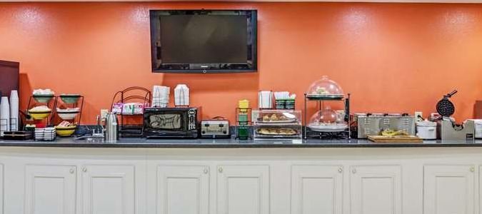 Фото La Quinta Inn & Suites by Wyndham Canton Ms