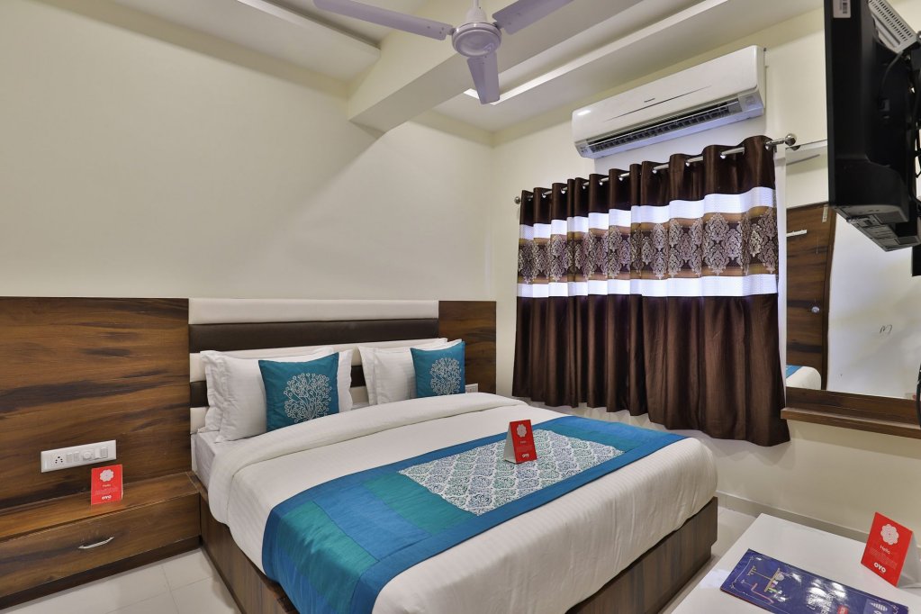 Фото Oyo 11067 Hotel Swastik Inn