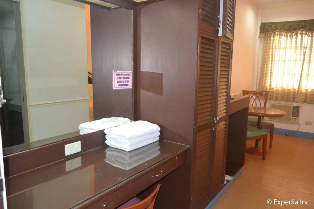 Фото Capital O 740 Bliss Hotel Dau