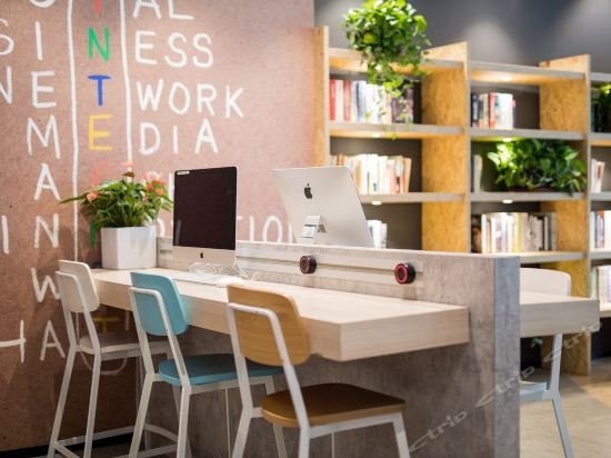 Фото ibis Shanghai Lianyang