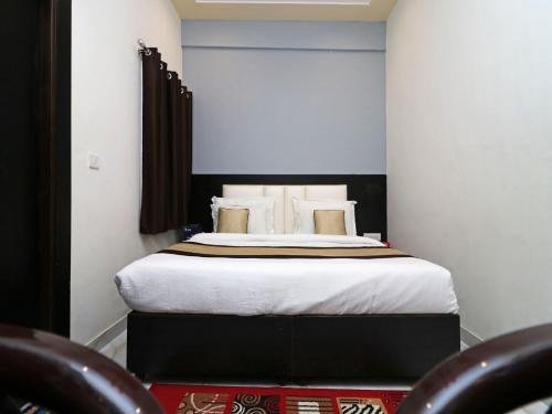 Фото Hotel Aaradhya Residency