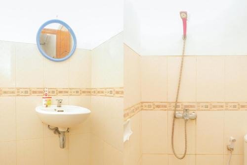 Фото Oyo 353 Loesje Guest House Syariah