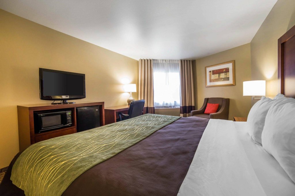 Фото Comfort Inn University