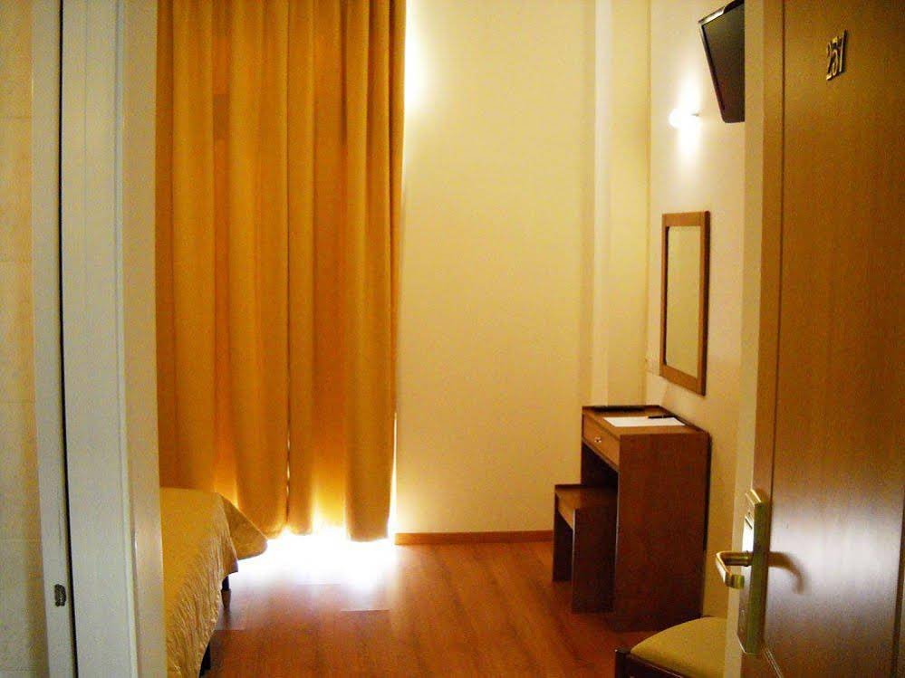 Фото Hotel Rio Athens