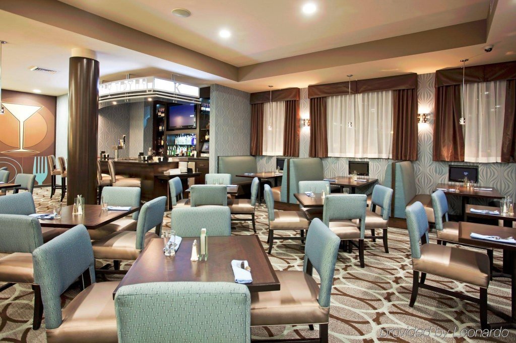 Фото Hilton Garden Inn Irvine Spectrum Lake Forest