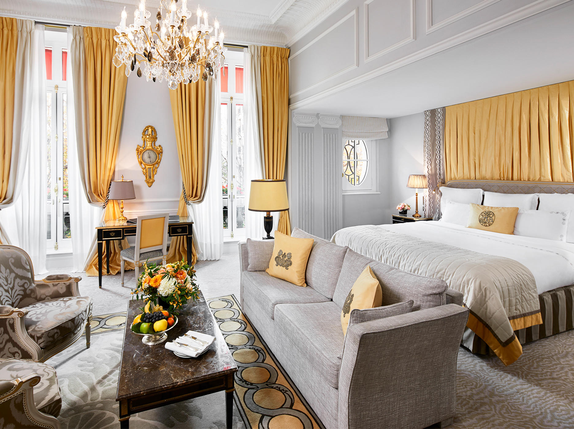 Фото Hotel Plaza Athenee