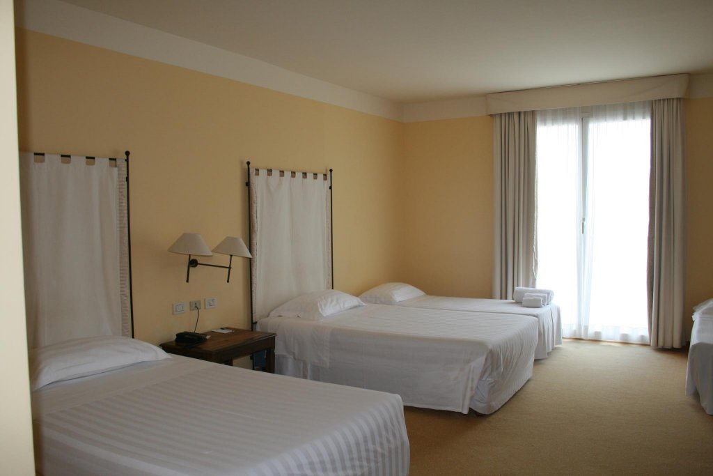 Фото Hotel Punta San Martino