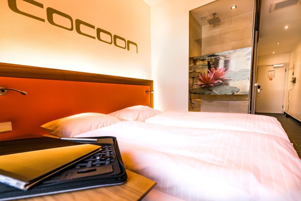 Фото Cocoon Sendlinger Tor