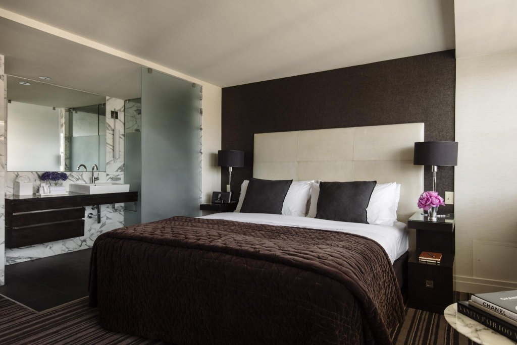 Фото The Dupont Circle Hotel