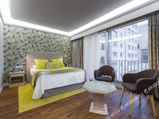 Фото Hôtel Charlemagne