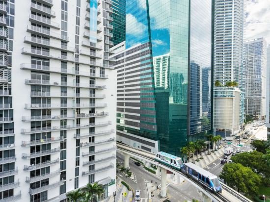 Фото Courtyard Miami Downtown/Brickell Area
