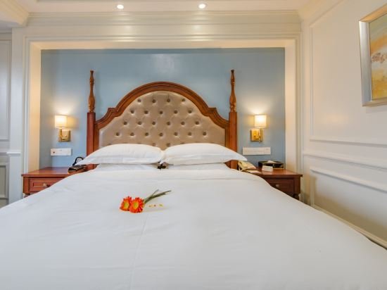 Фото Tai Yi Hotel