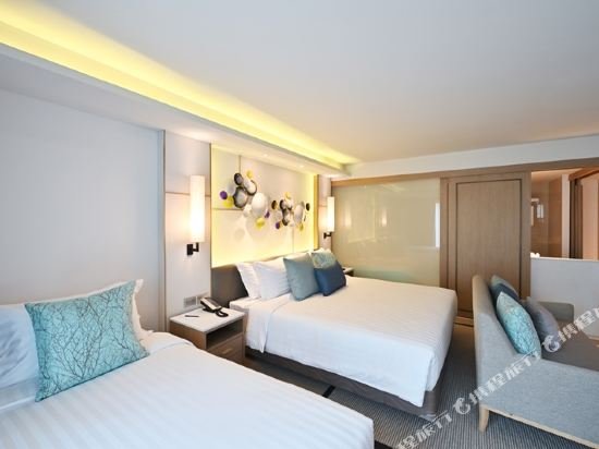 Фото M Pattaya Hotel