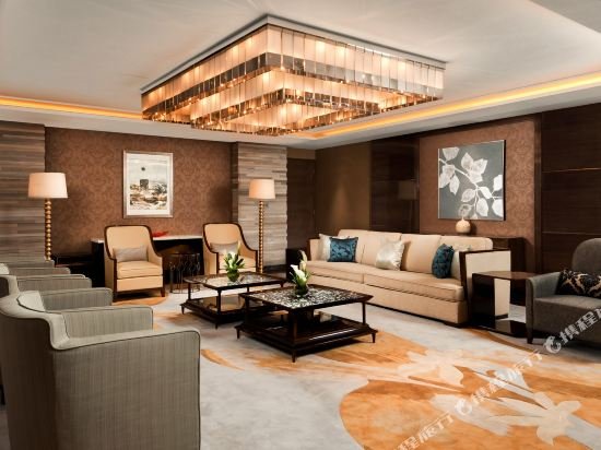 Фото Sheraton Changchun Jingyuetan Hotel