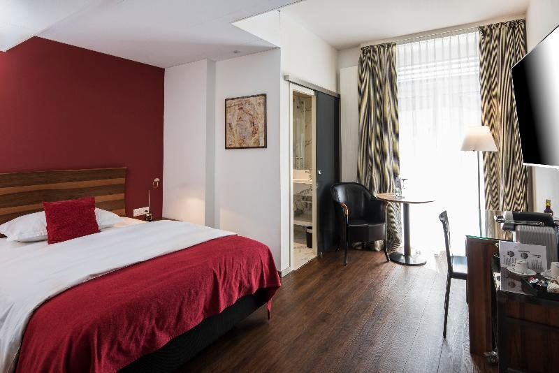 Фото Central Plaza Zurich