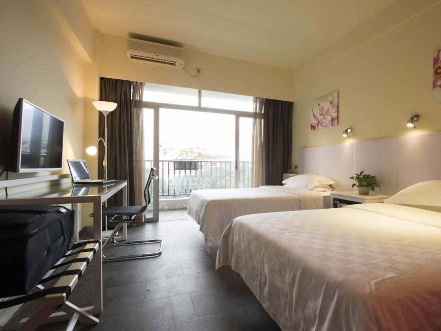 Фото Garden Inn Yanjiang East Road Branch