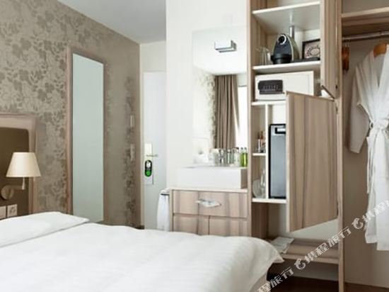 Фото Hotel Platzhirsch