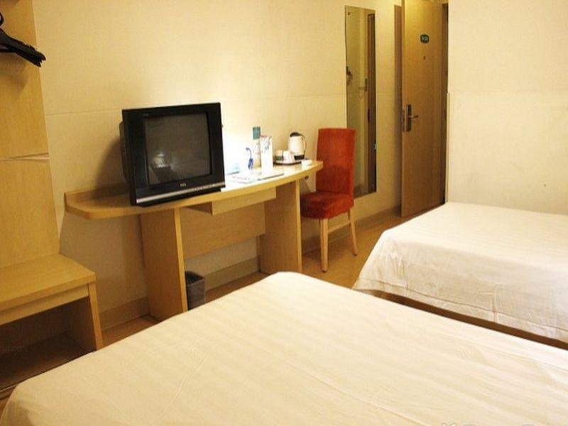 Фото Jinjiang Inn Beijing South Station