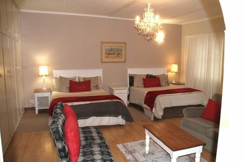 Гостиница Port Elizabeth Guest House в Порт-Элизабет