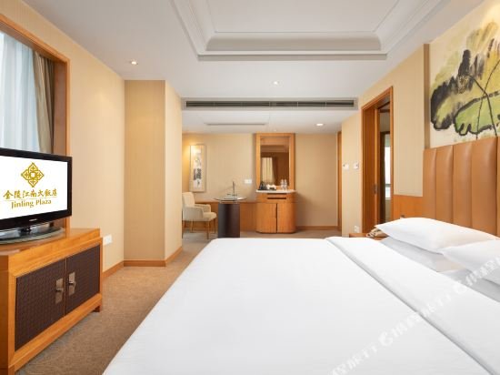 Фото Jinling Plaza Changzhou