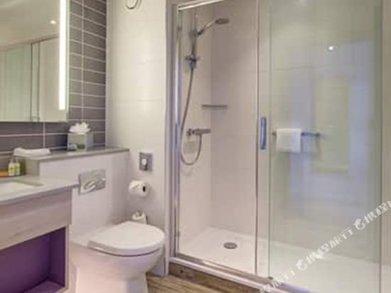 Фото Hilton Garden Inn Dublin City Centre