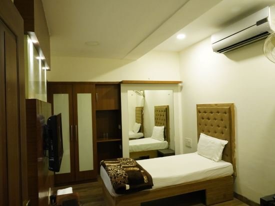 Фото Hotel Mohan Continental