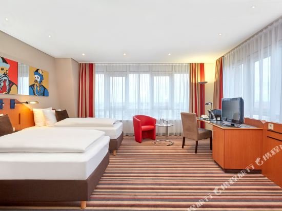 Фото H+ Hotel Leipzig