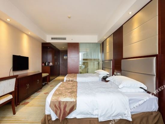 Фото Huijin Holiday Inn