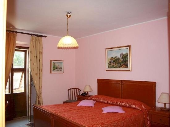 Фото Hotel Edelweiss