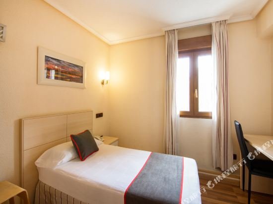 Фото Hostal Rural El Caño by Viverestays