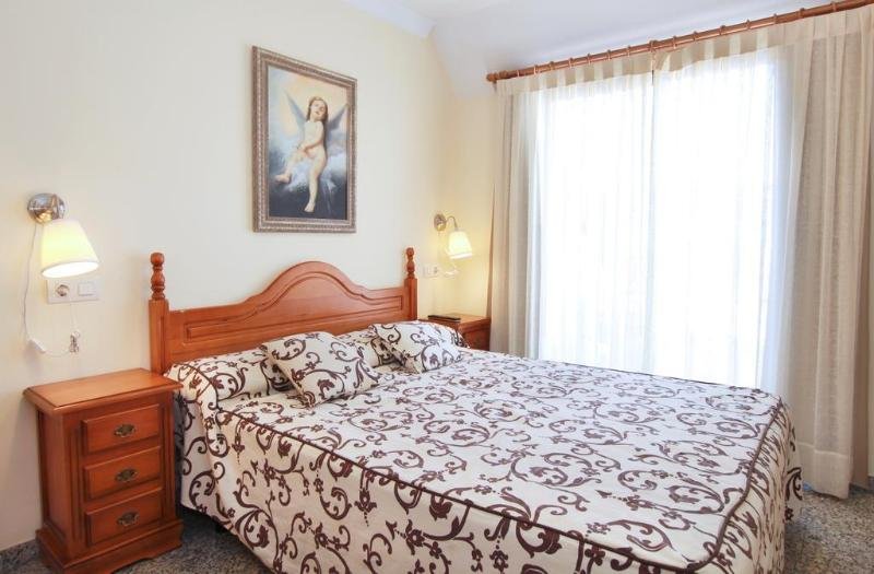 Фото Hotel Reyesol