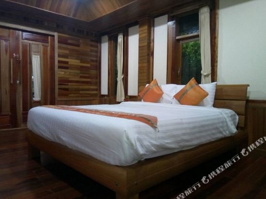 Фото Sangsawan Palace Khaolak Resort