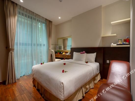 Фото My Hotel Universal Hanoi