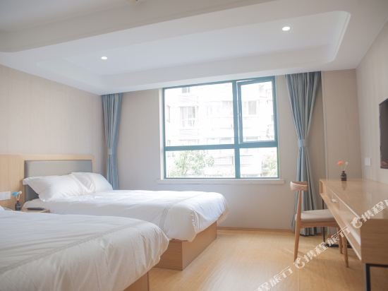 Фото Yijiaren Hotel