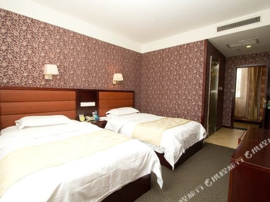 Фото Fusheng Hotel