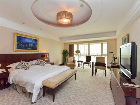 Фото Wuxi Lakeview Park Resort