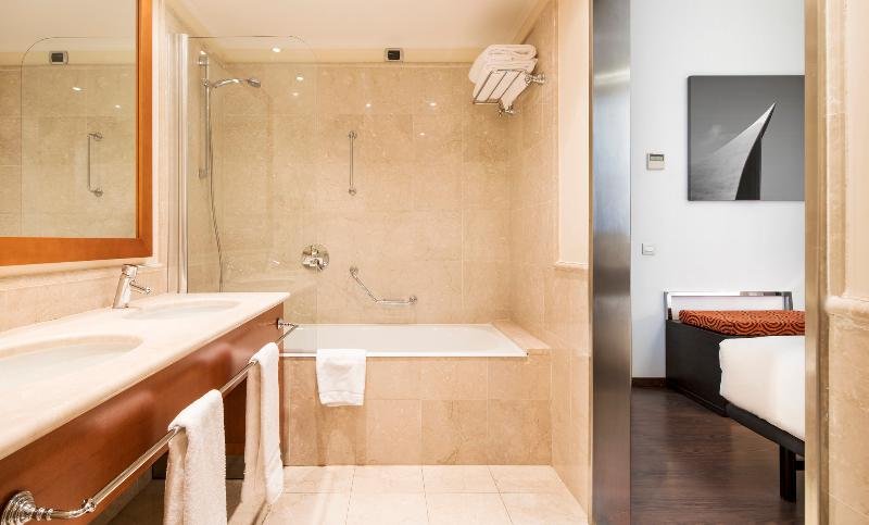 Фото Ilunion Aqua 4