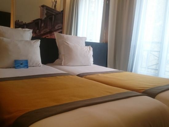 Фото Hotel Gaston