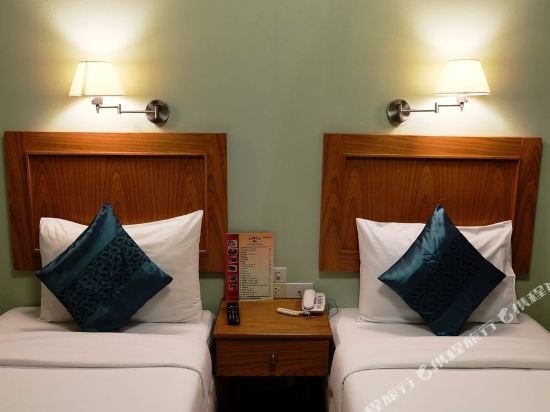 Фото Chilli Hotel & Restaurant